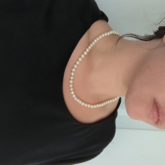 Freshwater Pearl 18" Necklace - Picture 1 of 6